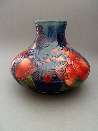 <FONT>MODERN MOORCROFT PAGE 4</FONT>. FINCHES 32/10