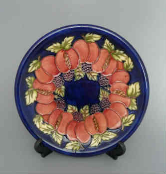 <FONT><FONT COLOR=cyan>MODERN MOORCROFT PAGE 5</FONT>. PLUMANDBLACKBERRYTRIALPLATE