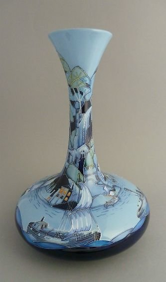 <FONT><FONT COLOR=cyan>MODERN MOORCROFT PAGE 5</FONT>. RIVERTRAFFICVASE