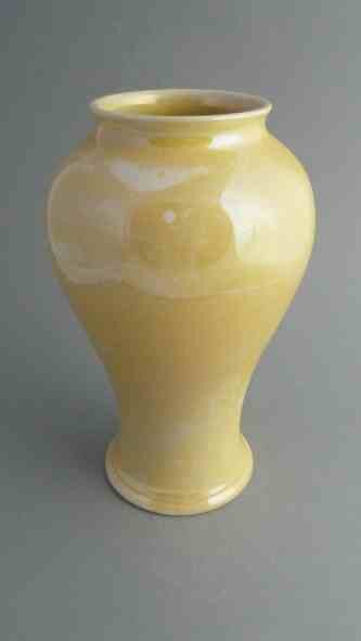 <FONT><FONT COLOR= CYAN>WILLIAM & WALTER  PAGE 3 </FONT>. wimbursle yellow lustre 10 inch vase